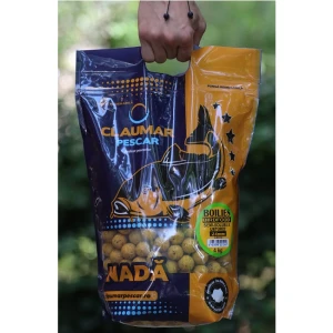 Boilies Claumar Birdfood Semi-Solubile Usturoi 20mm 4 kg