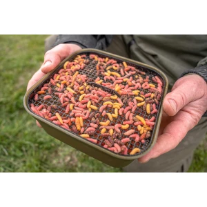 Cutie Momeala Korum Maggot Tub and Riddle 2Pt/1.2L Cutie Momeala Korum Maggot Tub and Riddle 2Pt/1.2L