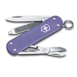 Briceag Victorinox Classic Alox, Electric Lavender Briceag Victorinox Classic Alox, Electric Lavender