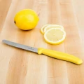 Cutit Bucatarie Victorinox Swiss Classic Paring Knife, Lama Zimtata 11cm, Galben Cutit Bucatarie Victorinox Swiss Classic Paring Knife, Lama Zimtata 11cm, Galben