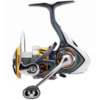 Mulineta Daiwa Regal Lt 3000d-c 5.3:1, 0.33mm/150m, 9rul