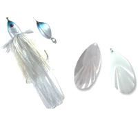 SPINERBAIT COLMIC QUAKE 1 1/2oz 42gr White SPINERBAIT COLMIC QUAKE 1 1/2oz 42gr White