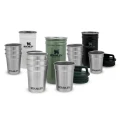 Set Stanley Butelca + 4 pahare Adventure The Nesting Shot Glass Set Hammertone Green Set Stanley Butelca + 4 pahare Adventure The Nesting Shot Glass Set Hammertone Green